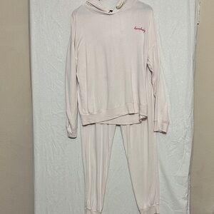 Magnolia Soft Pink Homebody Set. Hoodie & Joggers. Size Medium